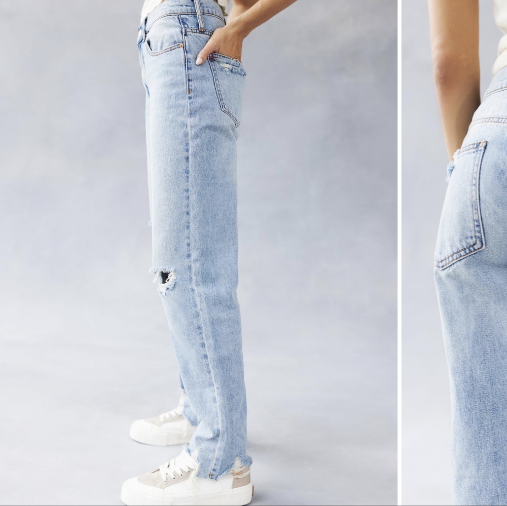 BDG NWOT Cowboy Jeans Light Wash, high rise.
